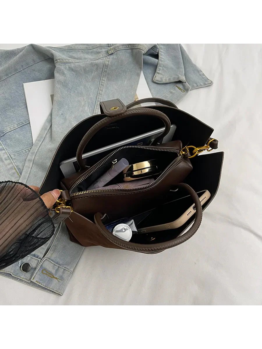 Aurelia Shoulder Bag