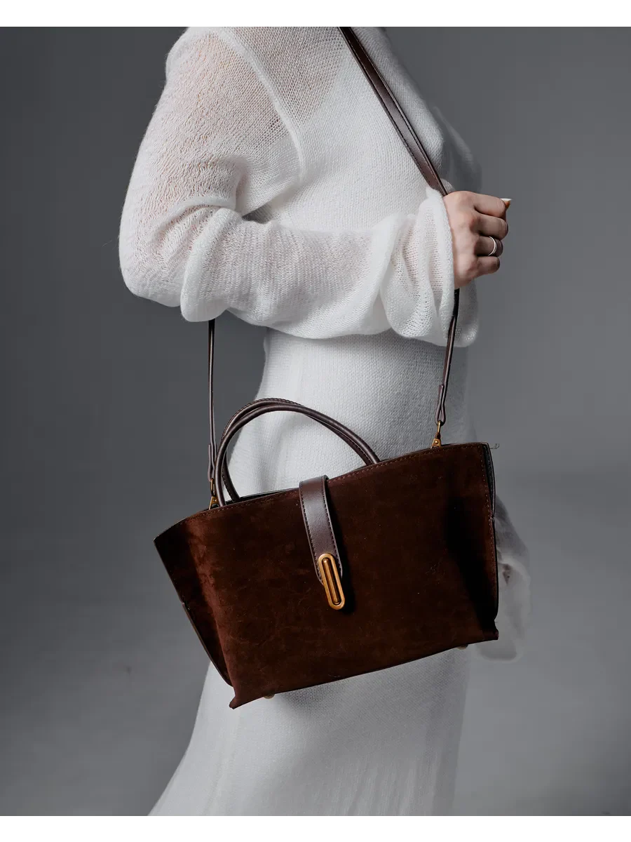 Aurelia Shoulder Bag