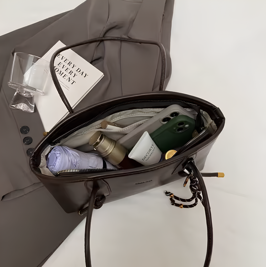 DRAWSTRING LEATHER BAG