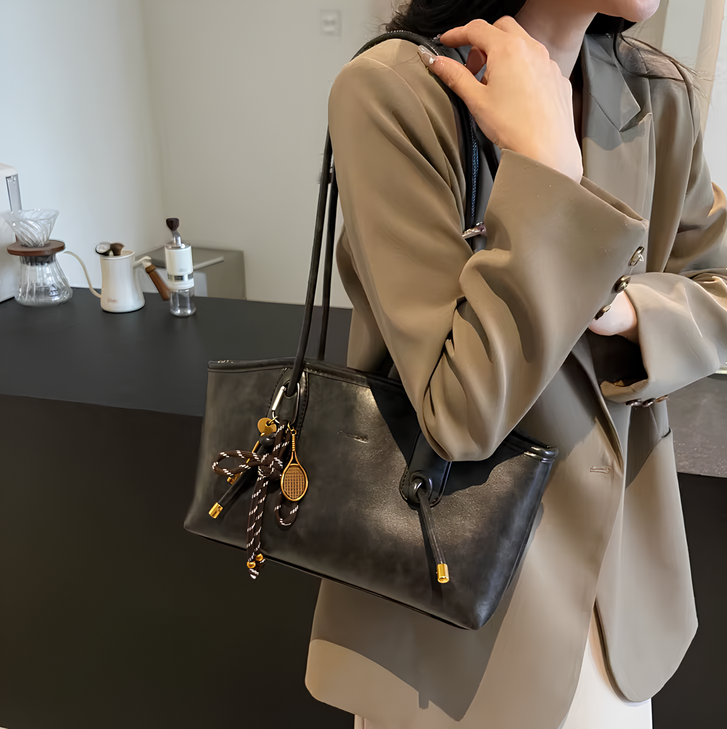 DRAWSTRING LEATHER BAG