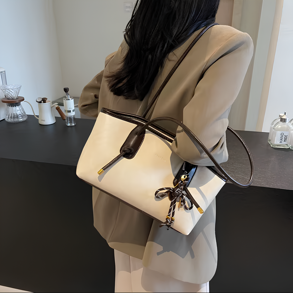 DRAWSTRING LEATHER BAG