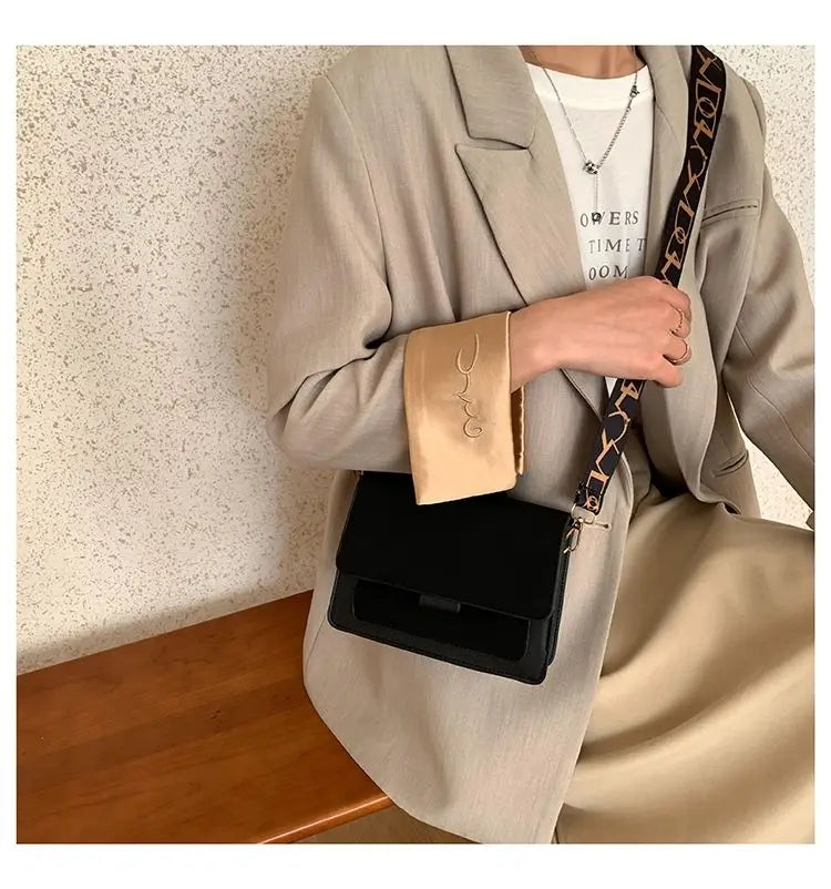 MİNİ ASKILI OMUZ ÇANTASI